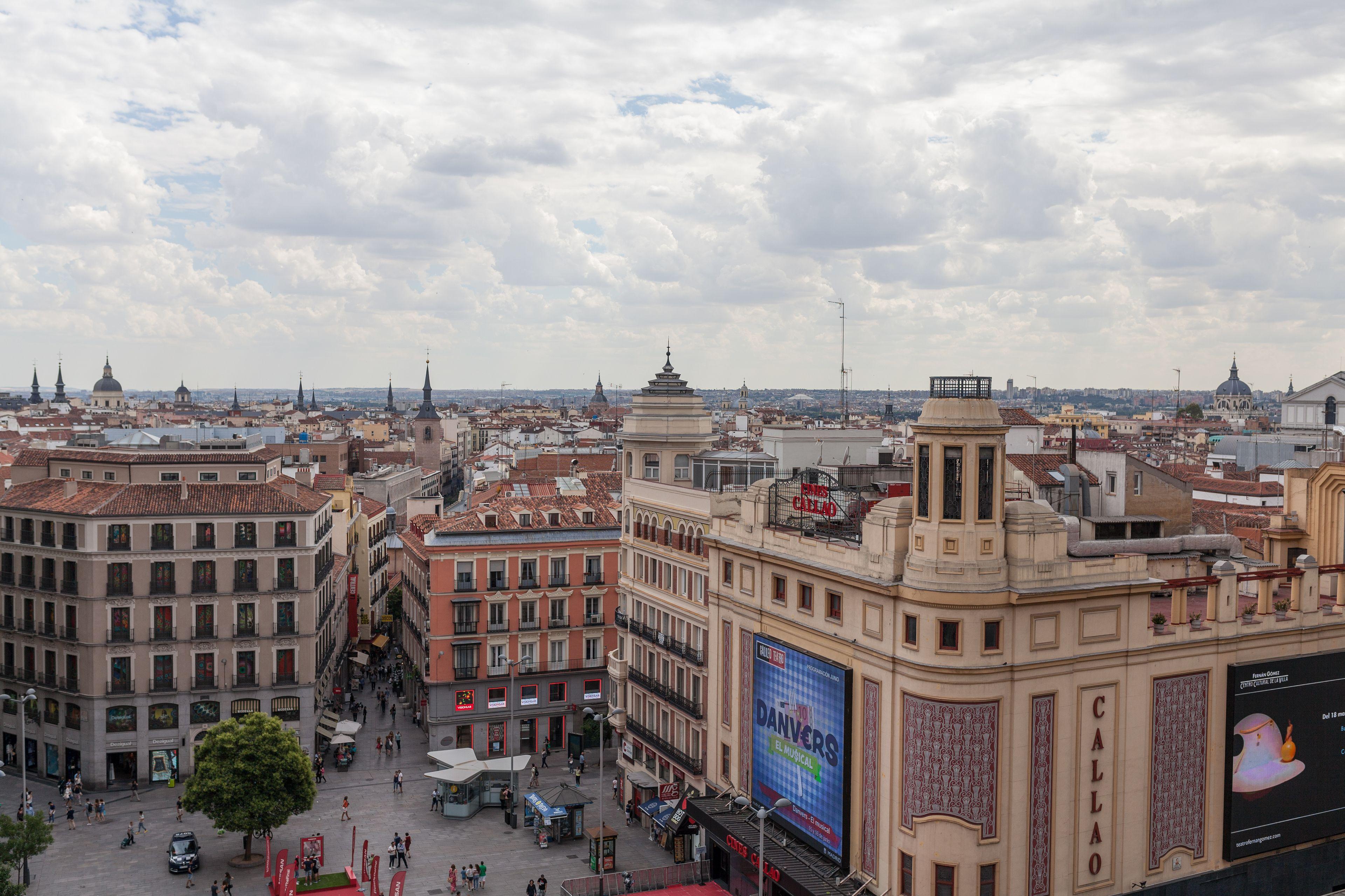 Hostal Josefina-Gran Via — Foto 1